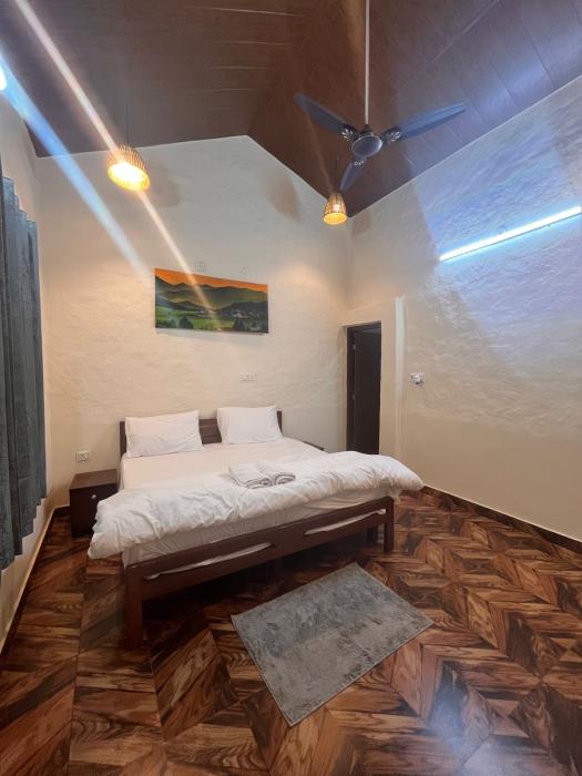 Birsani cottage room